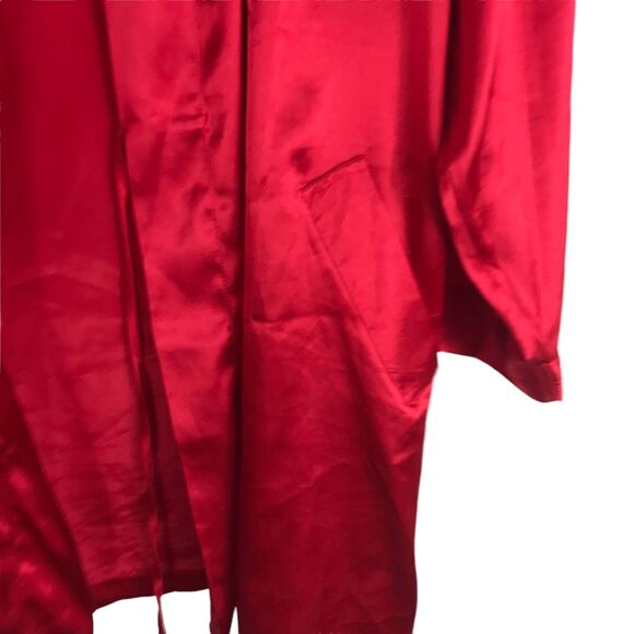 Victoria’s Secret Satin Robe Tie Waist One Size Red Pockets Silky Sexy PJ Soft - Picture 6 of 7